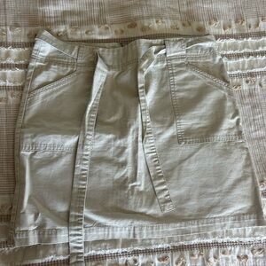 Zinc Cream Mini Skirt with Pockets